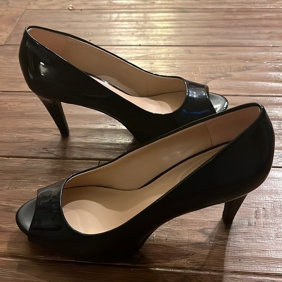 Bandolino Rainaa Pump in New Luxe Navy - Picture 2 of 6